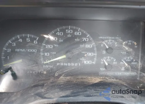 2000 Chevrolet C2500 z USA, uszkodzony, nr VIN 1GCGC24R4YR178236